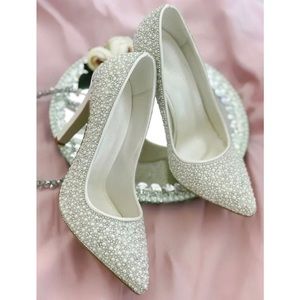 Brand New Espectacular Wedding shoes!
